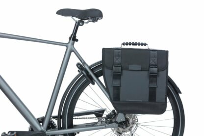 Basil TAS TOUR WATERPROOF LEFT ZW Zwart